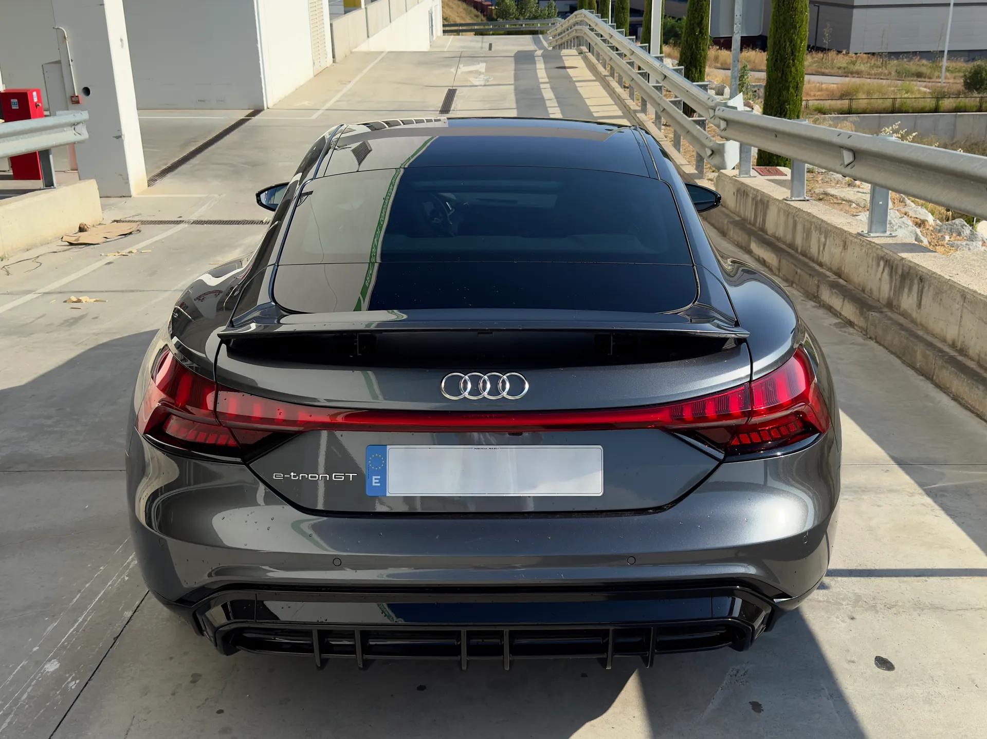 Audi e-tron GT 2023 – foto 3
