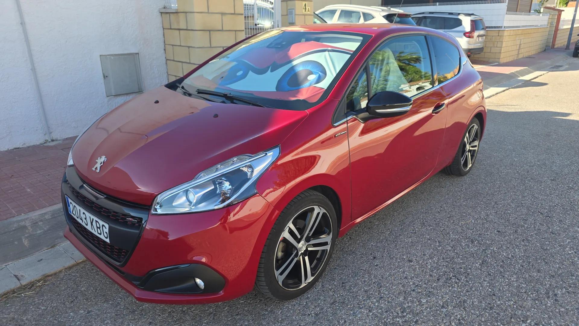 Peugeot 208 2017 de segunda mano
