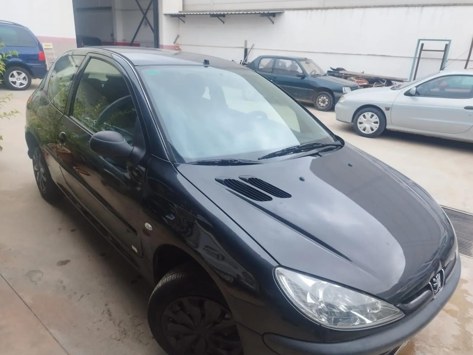 Peugeot 206