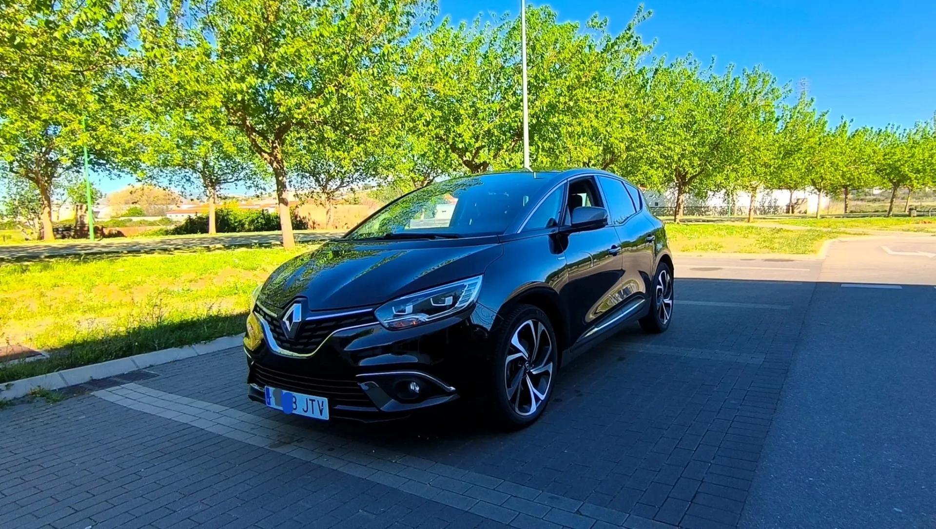 Renault Scénic 2017 de segunda mano