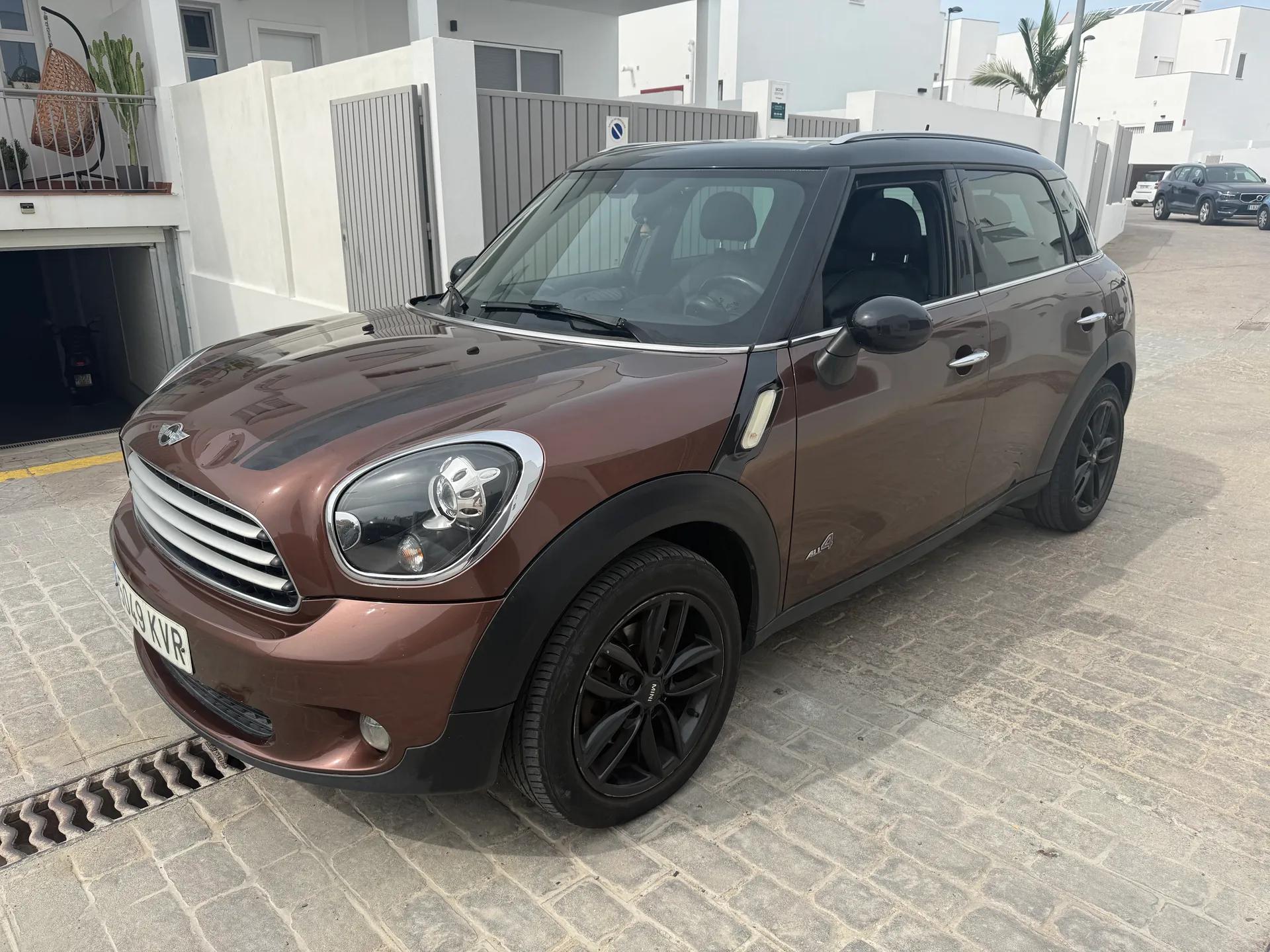 MINI COUNTRYMAN